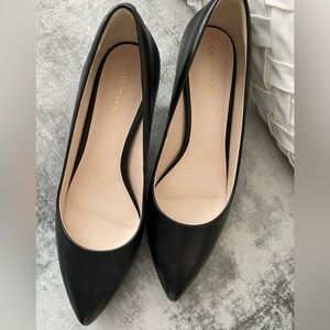 EUC Cole Haan Kitten Heel Pumps